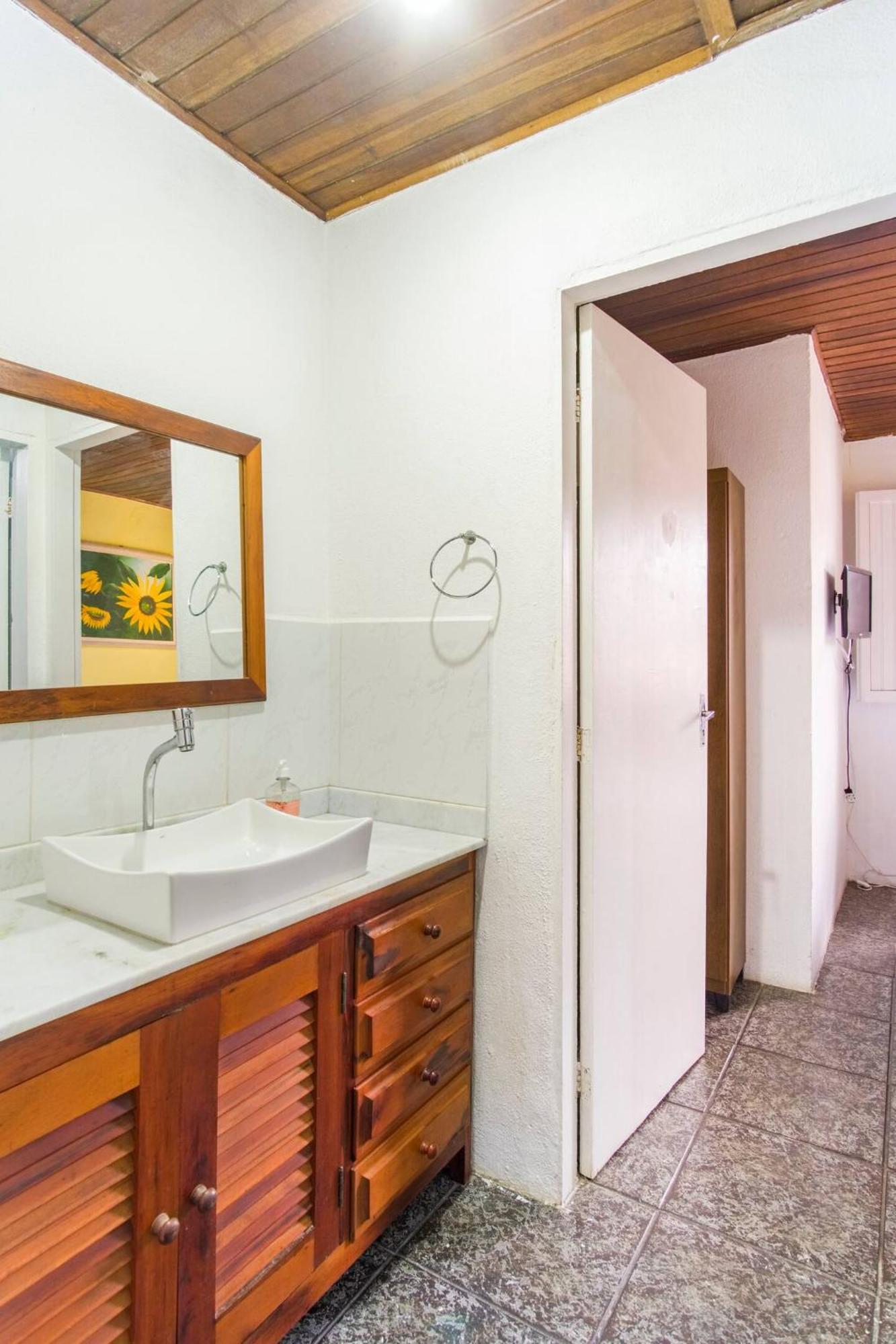 Casa Bromelia, A 15 Minutos A Pe Do Centro Historico! Villa Araquari Buitenkant foto